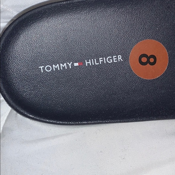 tommy hilfiger slides - Picture 2 of 4